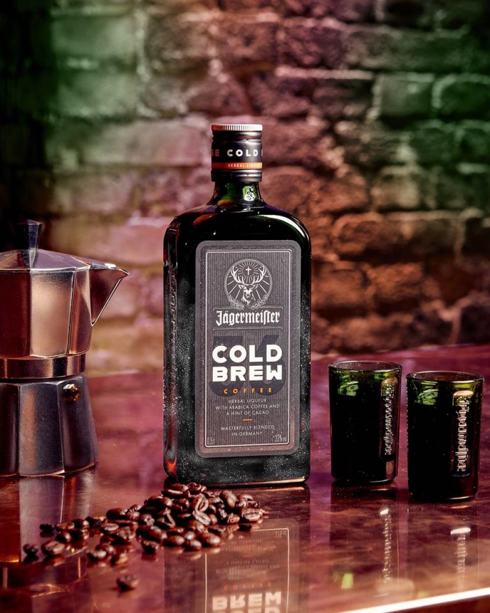 jagermeister-cold-brew-coffee-lifestyle-1567534104.jpg