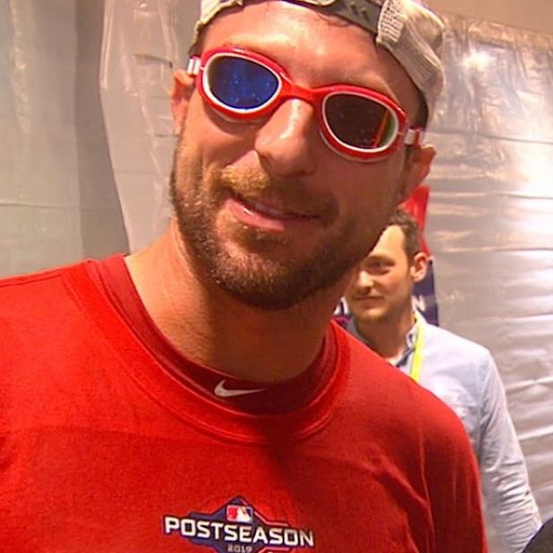 Max Scherzer's eyes are two colors. Here's why 
