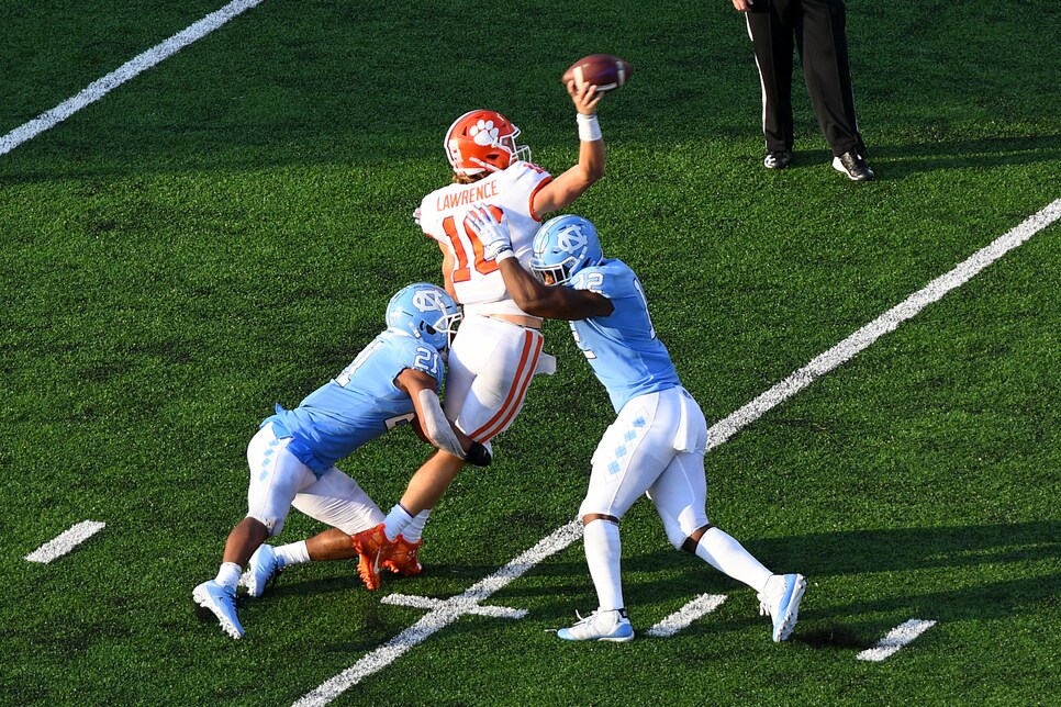 COLLEGE FOOTBALL: SEP 28 Clemson at North Carolina