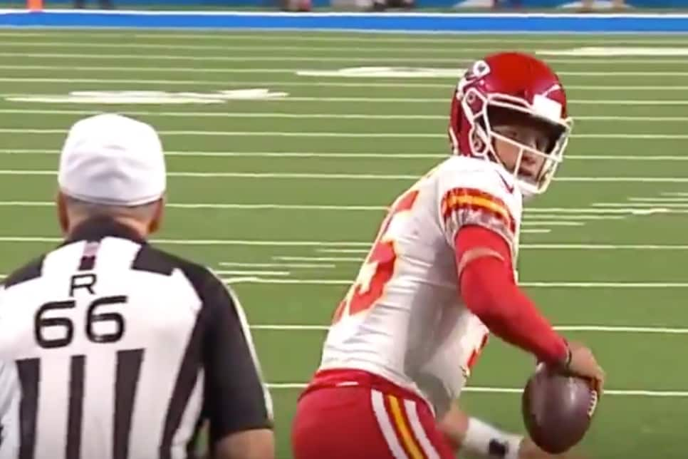 Patrick Mahomes explains why he looked back at ref before big run ...