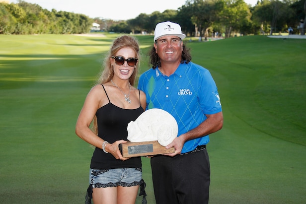 Pat Perez's wife clears up confusion over his last-minute WD from the ...