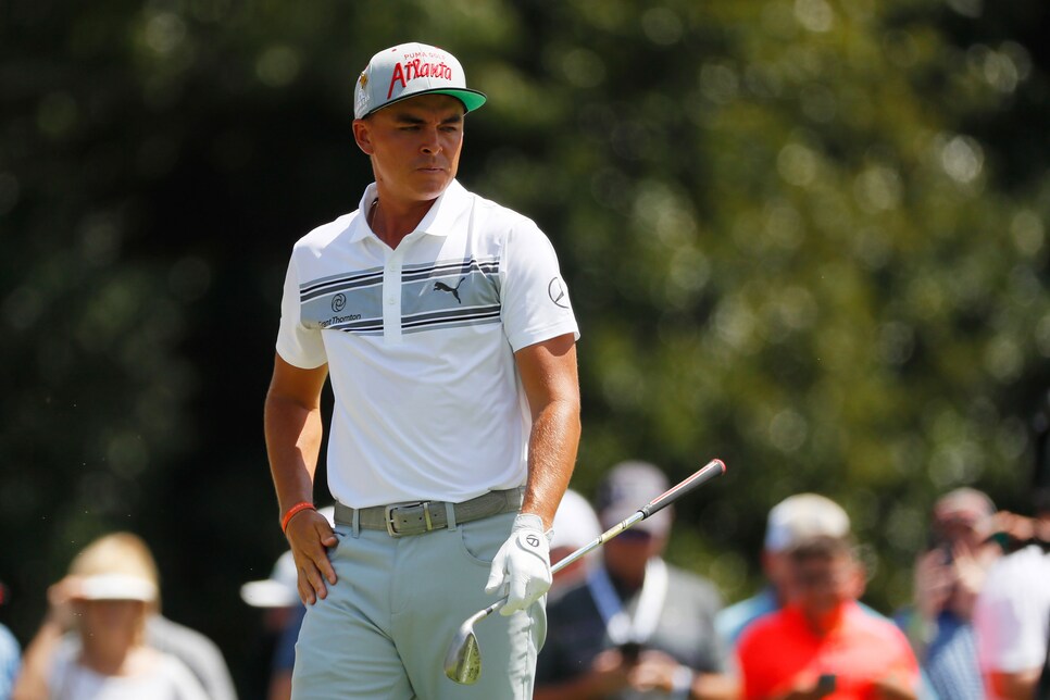 rickie-fowler-tour-championship-2019-walking.jpg