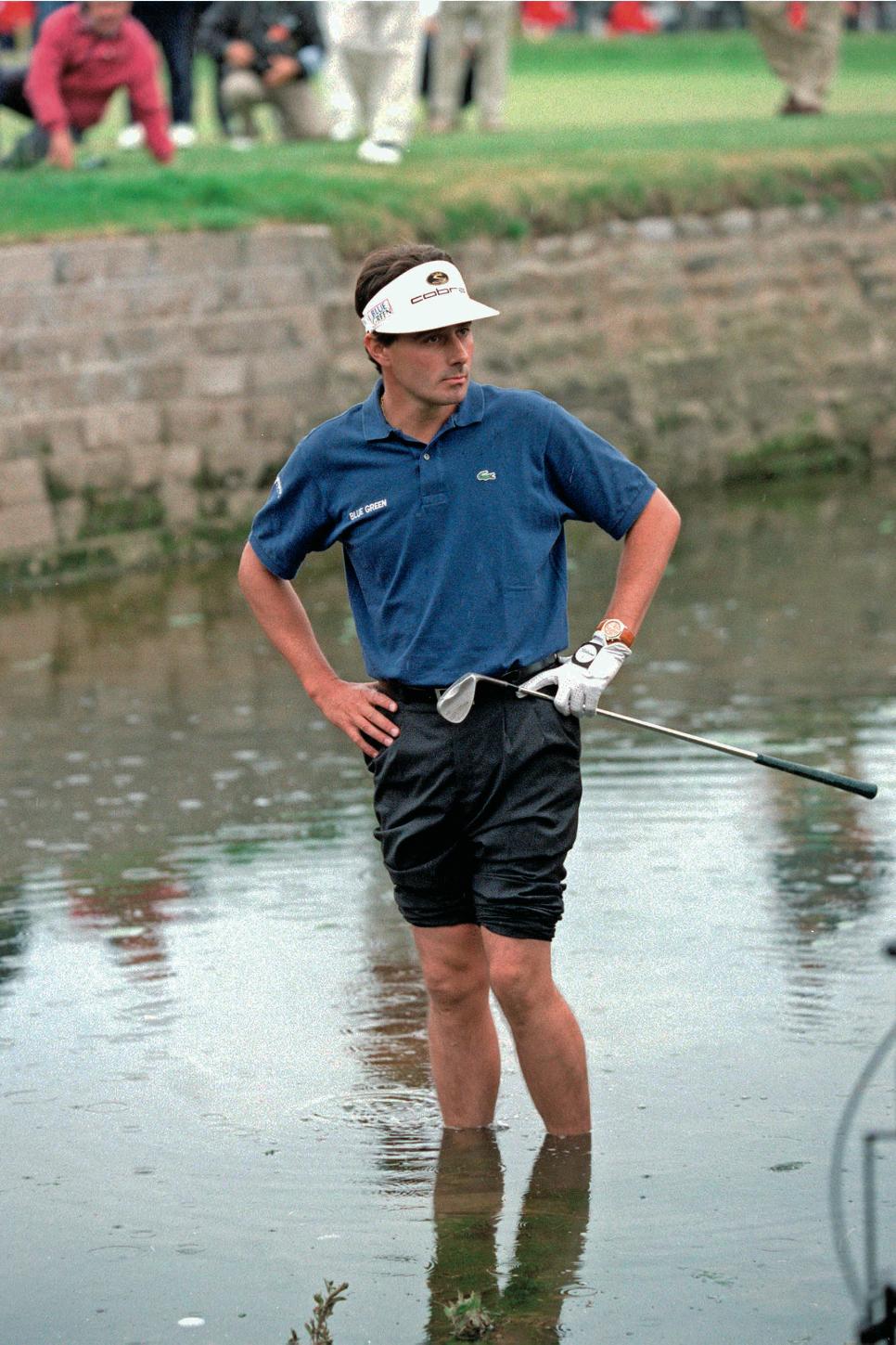 Carnoustie, Scotland. 18th July 1999. 1999 British Open Golf. Championship leader Jean Van de Velde of France finds himself in the water just short of the 18th green. He took 7 shots on the hole resulting in a play-off with Justin Leonard (USA) & Britains