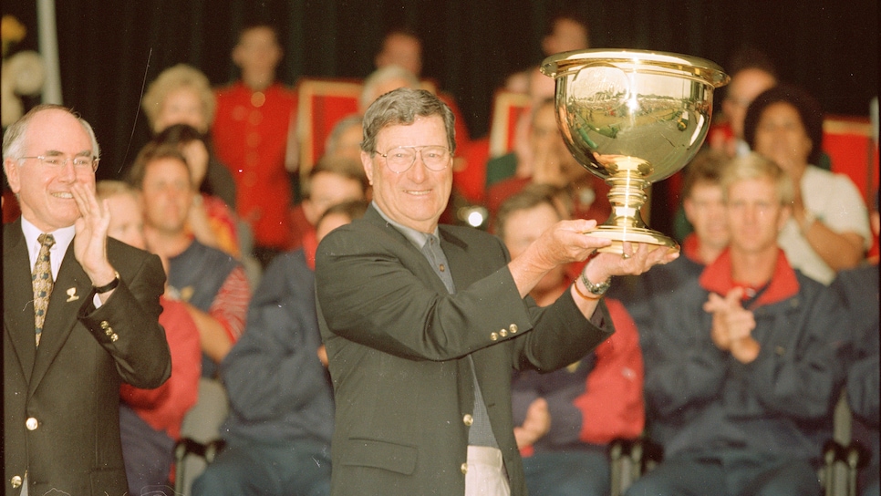 1998-presidents-cup-peter-thomson-trophy.jpg