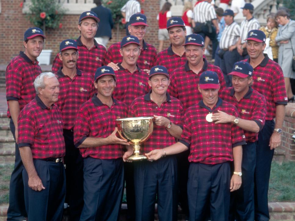 The United States Team With The Presidents Cup