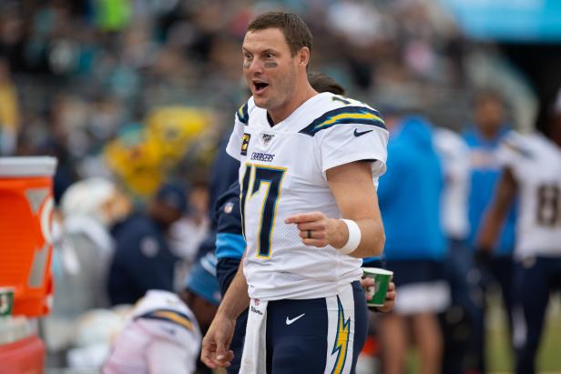 Rolling film room will make Philip Rivers' commute between Los