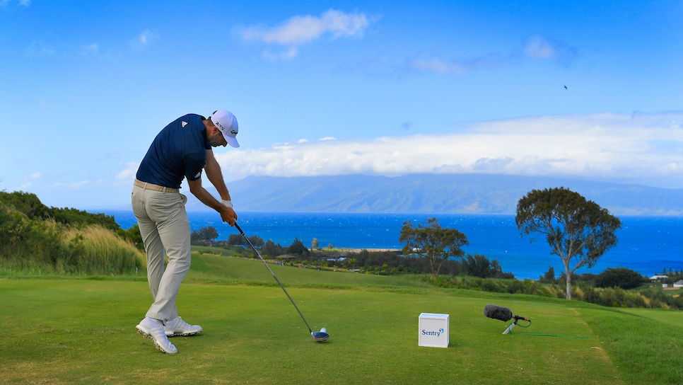 dustin-johnson-2019-sentry-toc-driving-behing-the-line.jpg