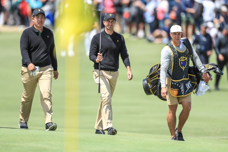 adam-scott-presidents-cup-2019-day-1-wide-shot.jpg