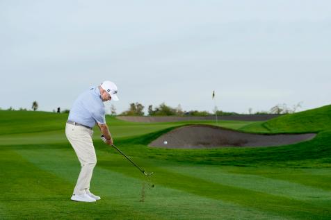 Three keys for better control with your pitch shots