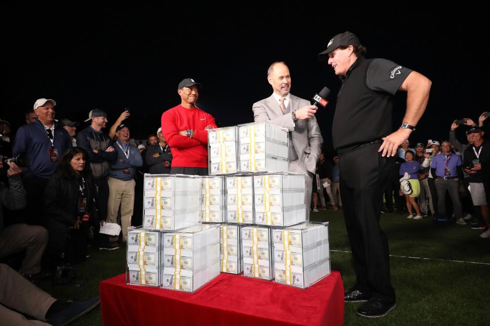 tiger-woods-phil-mickelson-the-match-2018-money.jpg