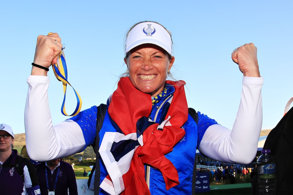 newsmakers-suzann-pettersen-solheim-cup-2019-triumph-close-up-smile.jpg