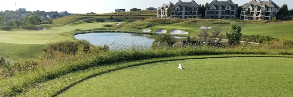 Colbert Hills 18 (l) 9 (rt).jpg