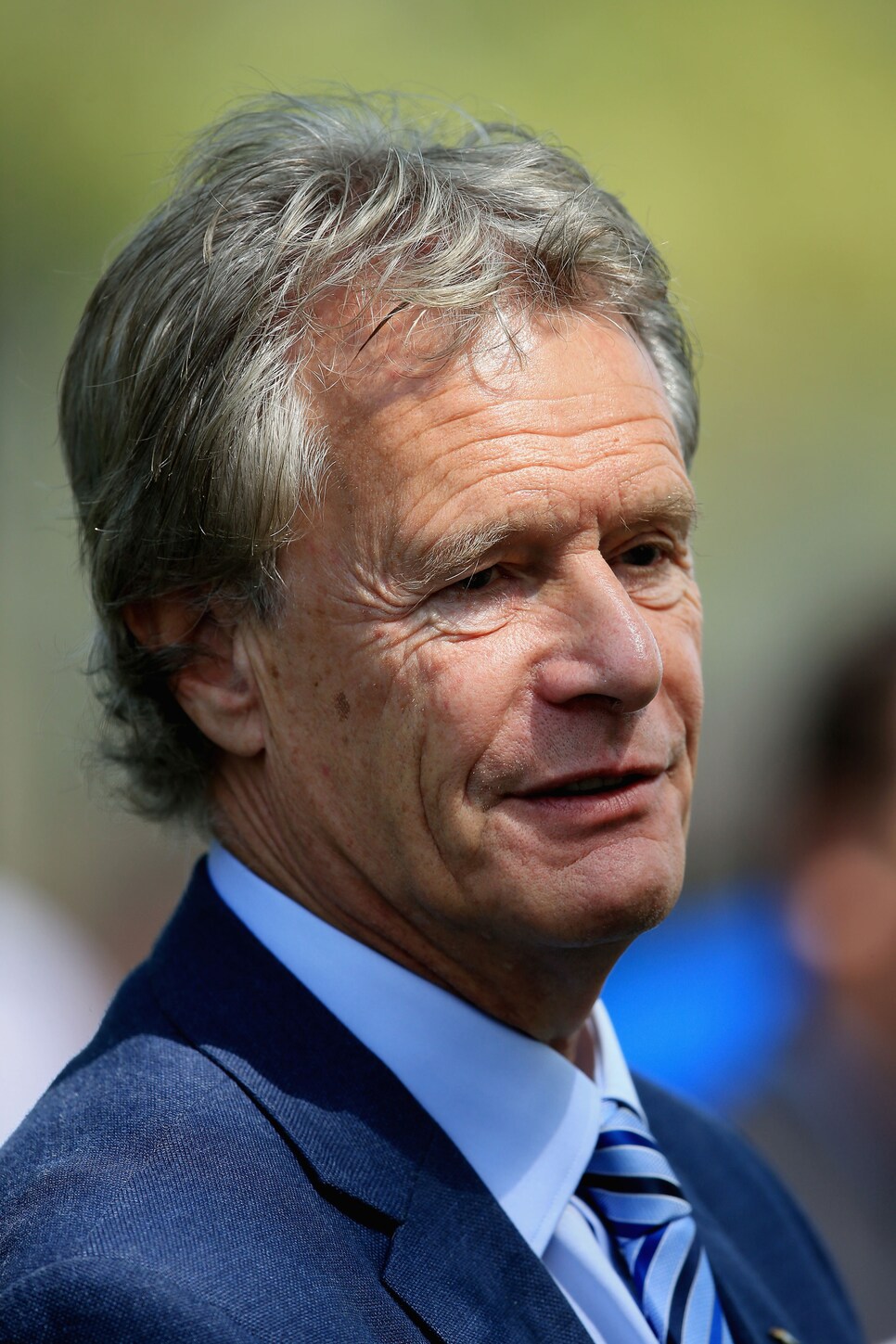 alastair-johnston-head-shot.jpg