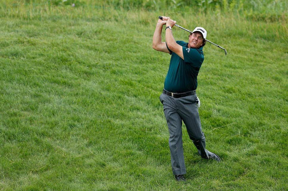 phil-mickelson-2019-recovery-shot-rough.jpg