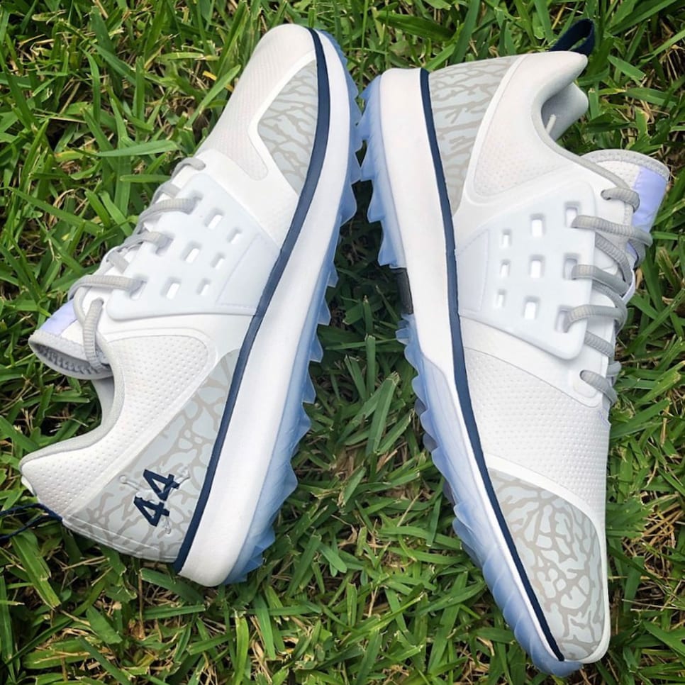 custom jordan golf shoes