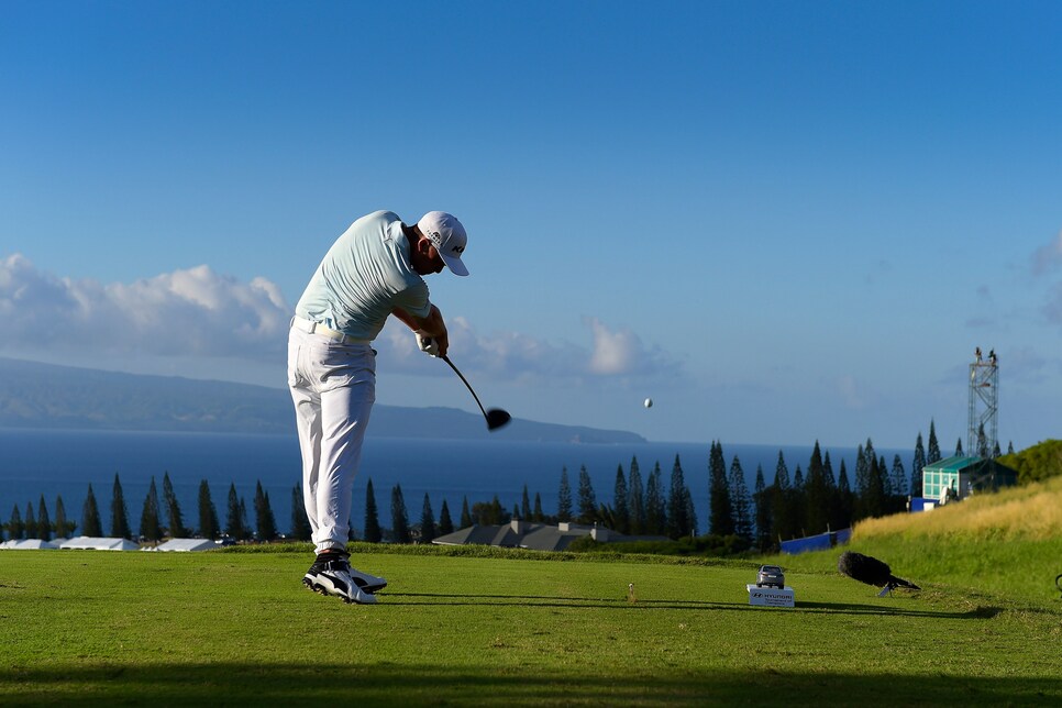 rickie-fowler-kapalua-driving.jpg