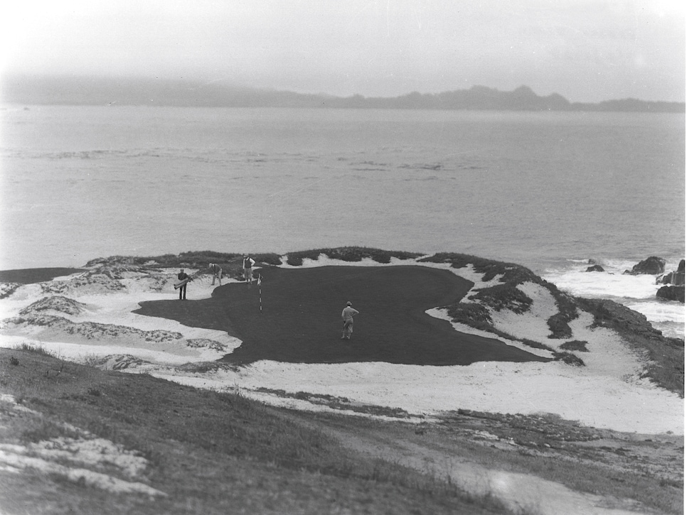 Pebble Beach hole 7_Julian P Graham_c.1928.jpg