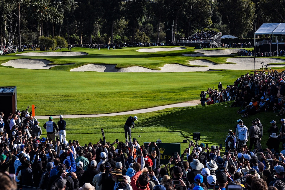 tiger-woods-genesis-open-2019-10th-hole-tee-shot.jpg