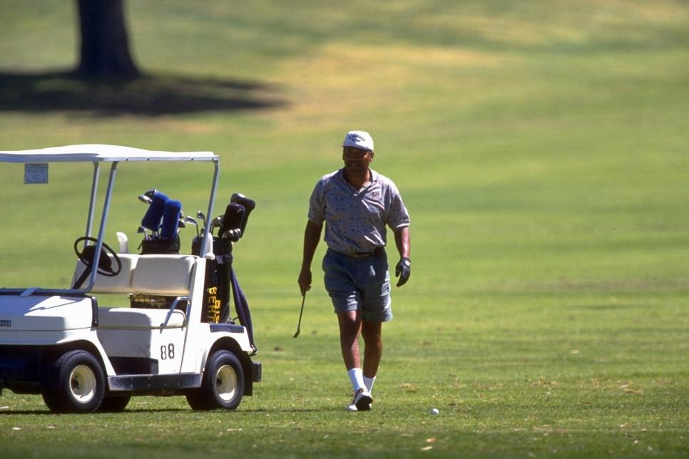 Golf: O.J. Simpson on course while playing at Rancho Park GC.Los Angeles, CA 3/20/1997CREDIT: Peter Read Miller (Photo by Peter Read Miller /Sports Illustrated/Getty Images)(Set Number: X52512 )
