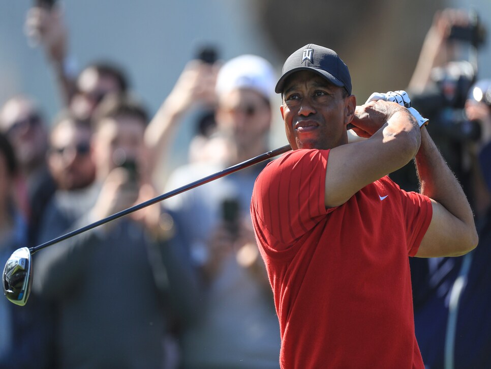 tiger-woods-corona-stoppage.jpg