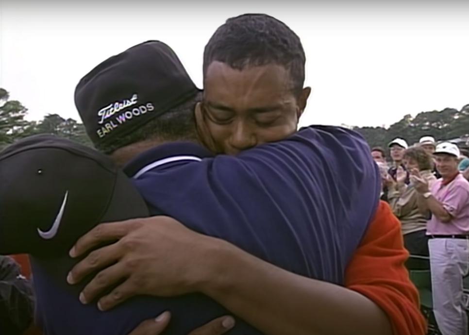 masters-defining-moments-tiger-earl-hug-1997-sharper.jpg