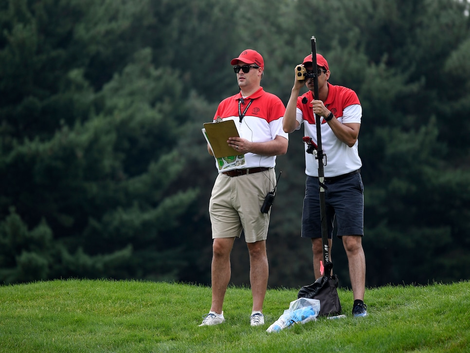 pga-tour-event-shotlink-pair-of-volunteers.jpg