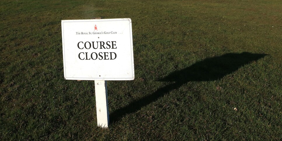 SANDWICH, ENGLAND - APRIL 05: The sign as you walk towards the first tee at the host venue for the 2020 Open Championship due to be held in July 2020 shows that the course is currently closed for all play under government instructions during the Coronavirus (COVID-19) pandemic, which has spread to many countries across the world claiming over 60,000 lives and infecting more than a million people. (Photo by David Cannon/Getty Images)