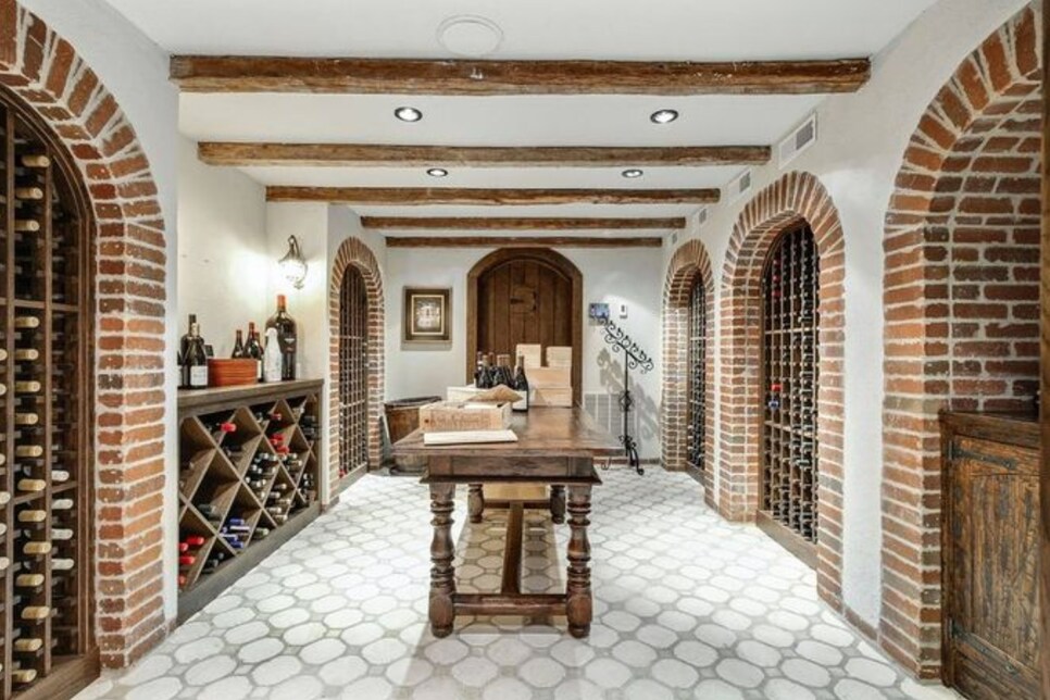 /content/dam/images/golfdigest/fullset/2020/08/200826-manning-winecellar.png