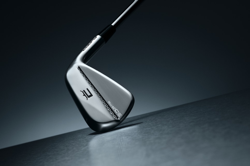 /content/dam/images/golfdigest/fullset/2020/08/Cobra 3DP MB.jpg