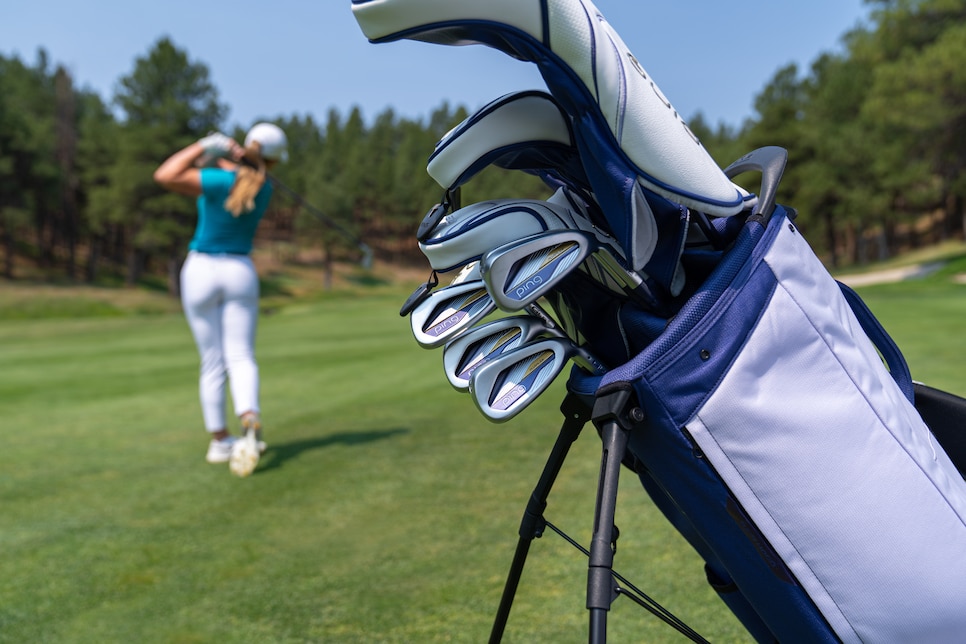 /content/dam/images/golfdigest/fullset/2020/08/GLe4_Lifestyle_1.jpg
