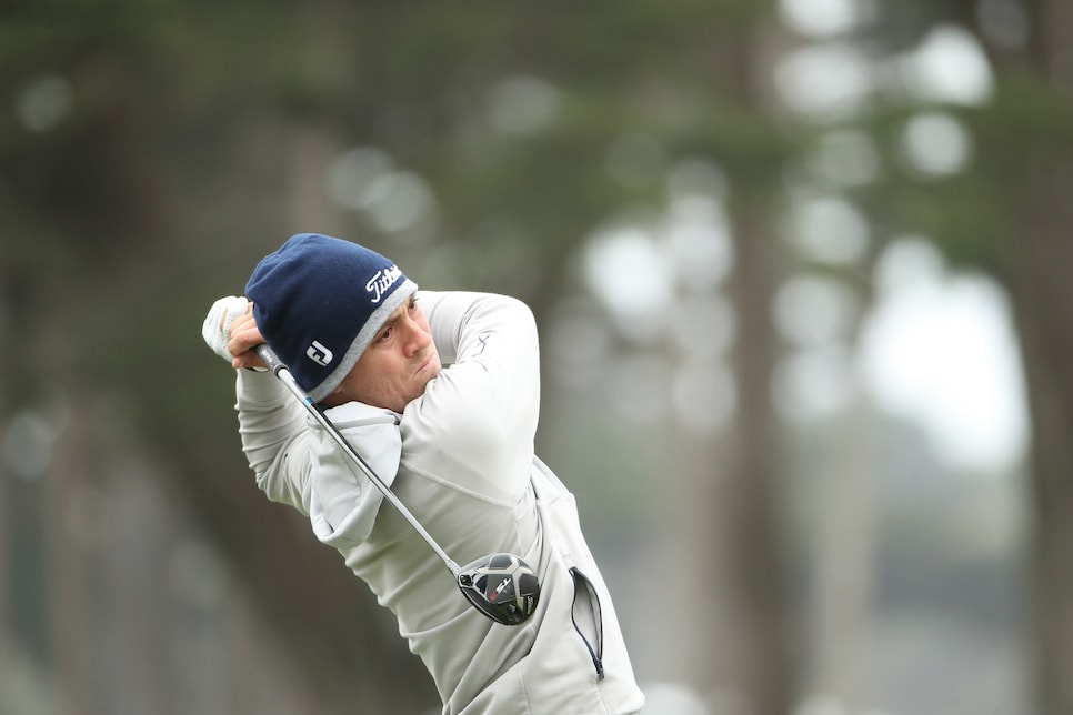 How to play golf in the cold: 8 tips for conquering winter golf