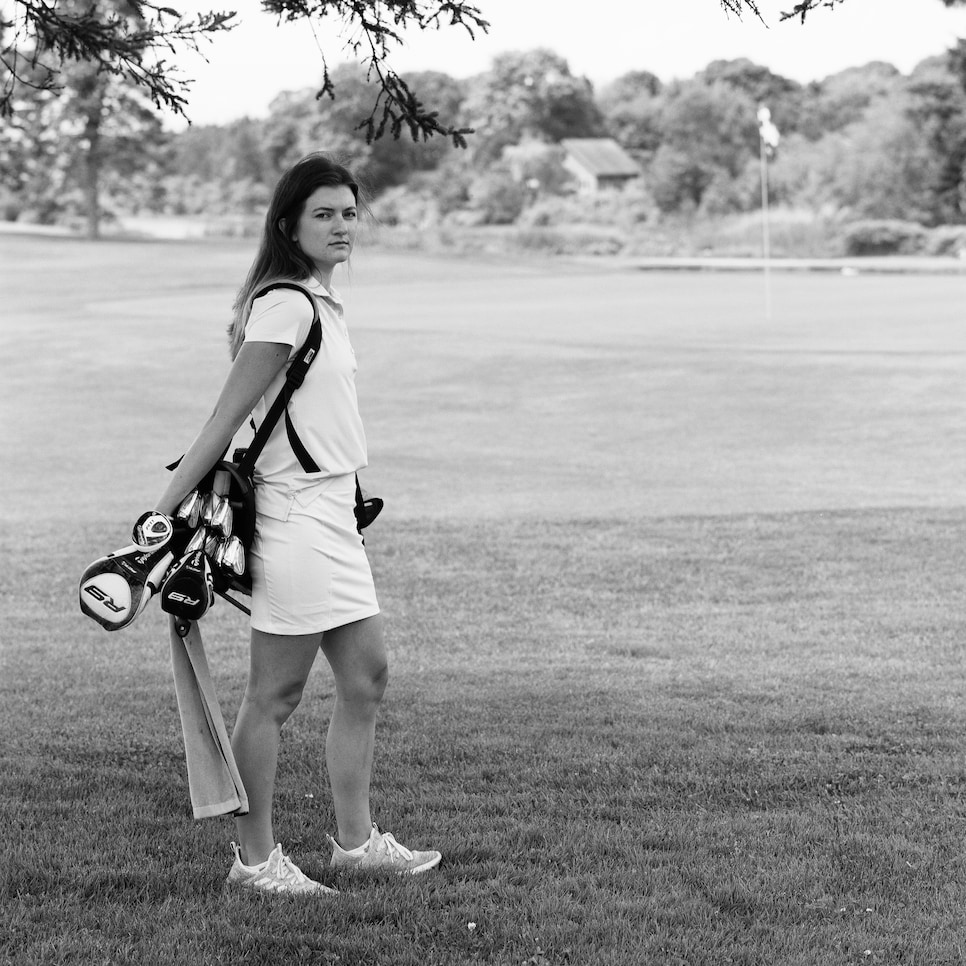 /content/dam/images/golfdigest/fullset/2020/09/GD0920_FEAT_FRONT LINE_02.jpg