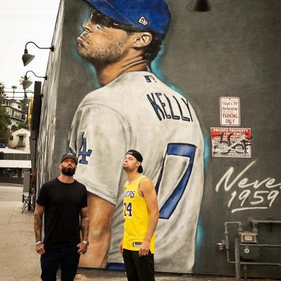 Joe Kelly Face Album Cover Parody Los Angeles Baseball Fan v2 T Shirt –  LaLaLandTshirts
