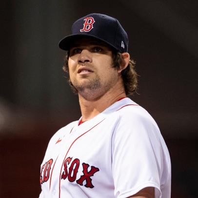 Red Sox pitcher's wife will divorce for walks