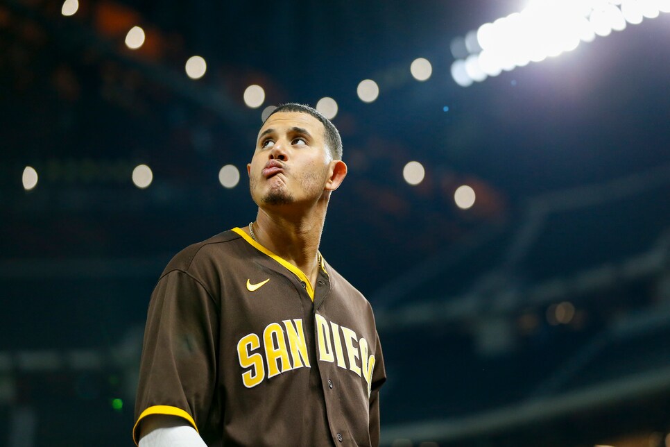 The Padres whining about Brusdar Graterol spiking his glove after