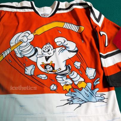 Which jersey looks better? Islanders Angler or Ducks Mighty Duck : r/nhl