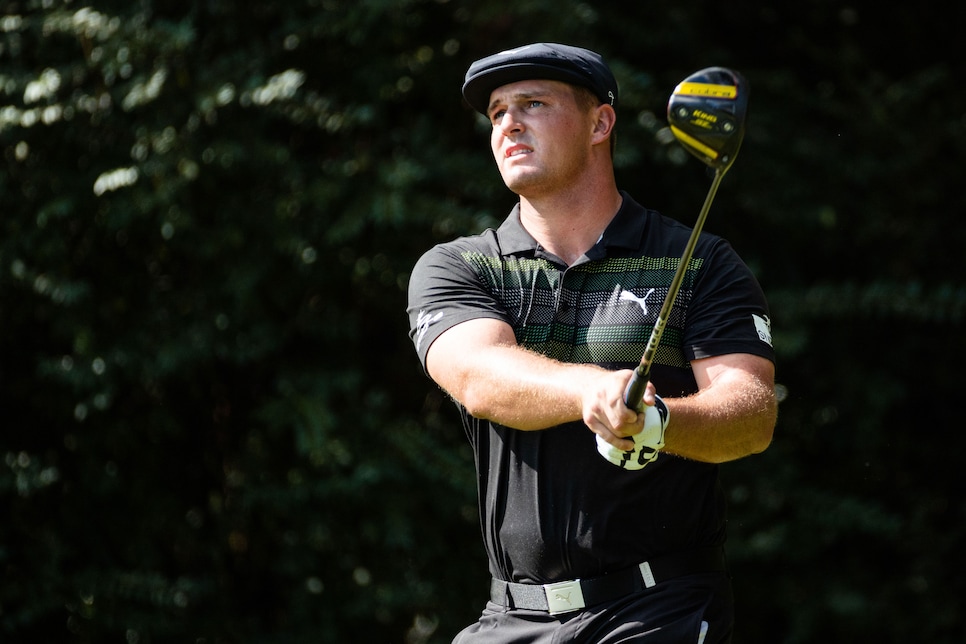 /content/dam/images/golfdigest/fullset/2020/11/bryson-dechambeau-masters-2020-thursday-driving.jpg