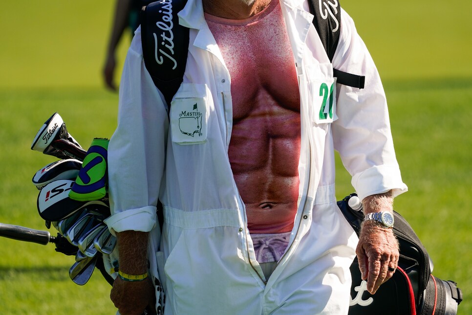 /content/dam/images/golfdigest/fullset/2020/11/masters-caddie-chest.jpg