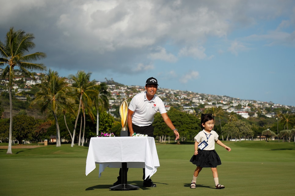 Cheyenne Woods shares hole-in-one on par 4 by Yankees outfielder Aaron Hicks