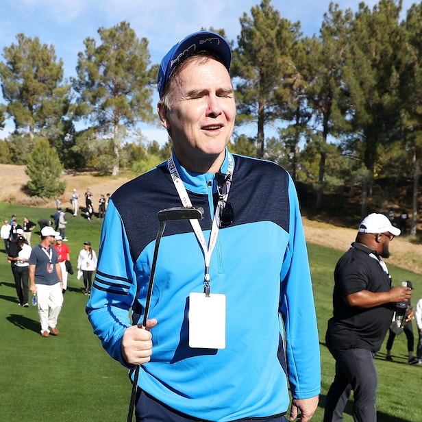 Norm Macdonald’s prolific PGA Tour tweets, a spicy Johnny Miller dig