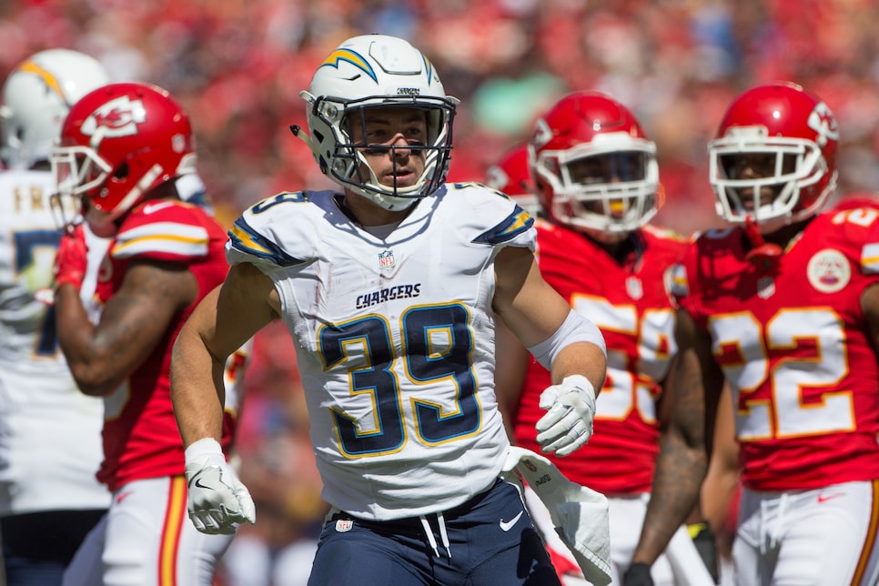 Danny Woodhead to the Bucs? Sorry, he's too busy playing golf, This is the  Loop