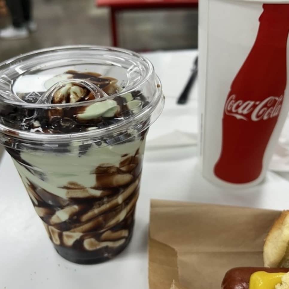 /content/dam/images/golfdigest/fullset/2021/1/260310-grind-ice-cream.jpg
