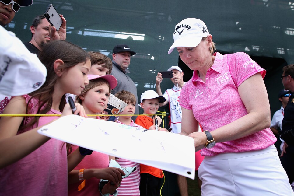 Romo sits at 5-2 favorite for ACC celebrity golf; Sorenstam at 8-1