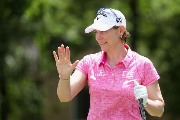 Romo sits at 5-2 favorite for ACC celebrity golf; Sorenstam at 8-1