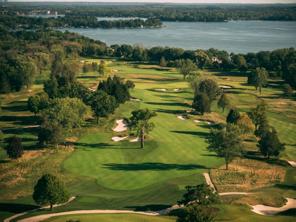 /content/dam/images/golfdigest/fullset/2021/11/best-new/Club at Lac La Belle Wisconsin.jpg
