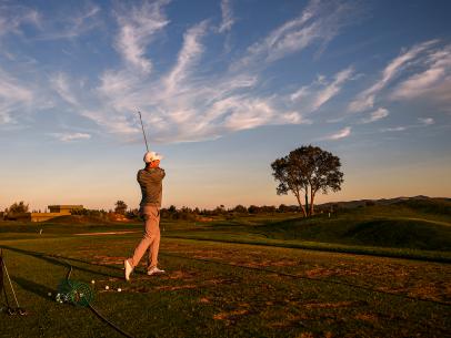 Warm up with a plan: A top teacher's best tips on using range time before your round