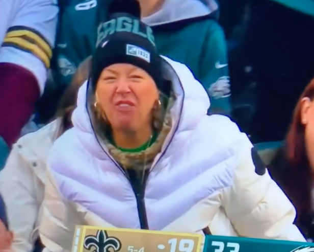 This screaming lady from Philadelphia just made the Eagles the most  terrifying 5-6 team in NFL history, This is the Loop