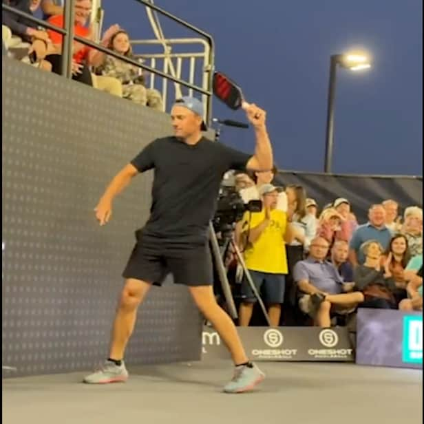 Jordan Spieth Is Just As Electric (and Talkative) Playing Pickleball As ...