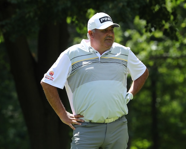 angel-cabrera-plays-first-competitive-round-of-golf-since-being-released-from-jail