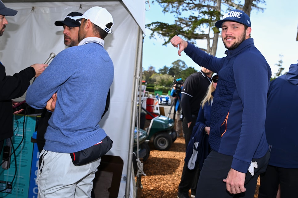 Aaron Rodgers busts out golf clubs, to play Pebble Beach Pro-Am